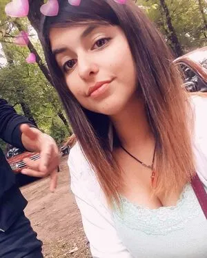 Clara Gonz OnlyFans Leaked Free Thumbnail Picture - #7nokth1Cc3