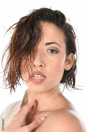 Clara Ren OnlyFans Leaked Free Thumbnail Picture - #klJqcYebE7