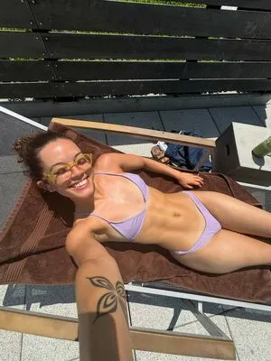 Clara West OnlyFans Leaked Free Thumbnail Picture - #CMluGJbDcp