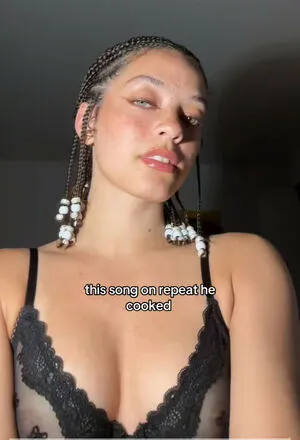 Clara West OnlyFans Leaked Free Thumbnail Picture - #NgAjq8MuQw