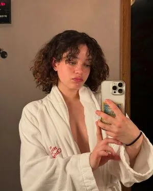 Clara West OnlyFans Leaked Free Thumbnail Picture - #nqeOFDggou