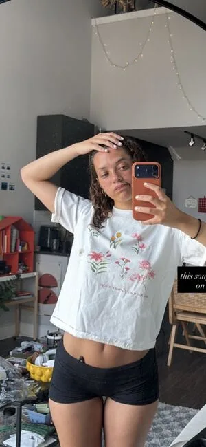 Clara West OnlyFans Leaked Free Thumbnail Picture - #xHTJLVngqZ