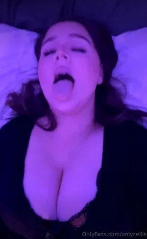 Clara00ellis OnlyFans Leaked Free Thumbnail Picture - #Cz9Up3i3DU