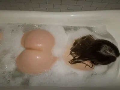 Clara00ellis OnlyFans Leaked Free Thumbnail Picture - #MDSQerZtfQ