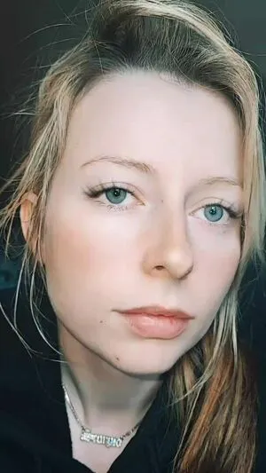 Clarabella OnlyFans Leaked Free Thumbnail Picture - #7l08XIknRi