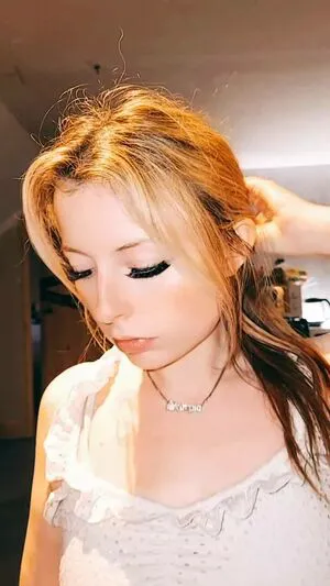 Clarabella OnlyFans Leaked Free Thumbnail Picture - #CcpBer8DnB