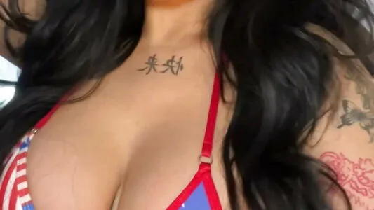 Clarachanelricek OnlyFans Leaked Free Thumbnail Picture - #RCrjyzfly1