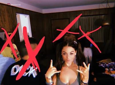 Clare Temerowski OnlyFans Leaked Free Thumbnail Picture - #Y0LHRrqvDW