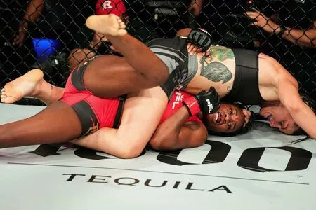 Claressa Shields OnlyFans Leaked Free Thumbnail Picture - #7OqgfTn8KB
