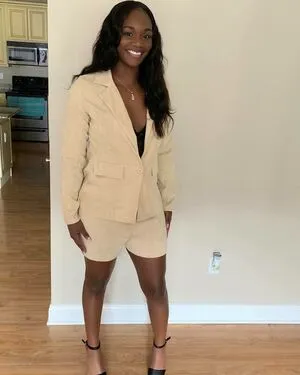 Claressa Shields OnlyFans Leaked Free Thumbnail Picture - #LBLm7J2BqY