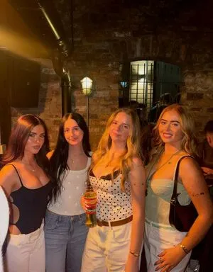 Clarissa Bea OnlyFans Leaked Free Thumbnail Picture - #AAoxAcWGAe