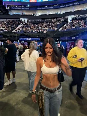 Clarissa Bea OnlyFans Leaked Free Thumbnail Picture - #Ae17iTAr5n