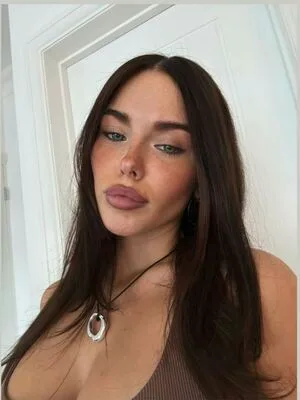 Clarissa Bea OnlyFans Leaked Free Thumbnail Picture - #EFA2XRQ7kF