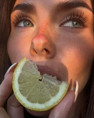 Clarissa Bea OnlyFans Leaked Free Thumbnail Picture - #iiDVsUnqS2