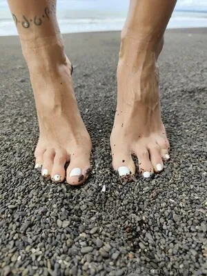 Clarita Feet OnlyFans Leaked Free Thumbnail Picture - #GCWwSWwBnl