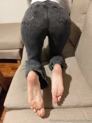 Clarita Feet OnlyFans Leaked Free Thumbnail Picture - #GPingEv2X1