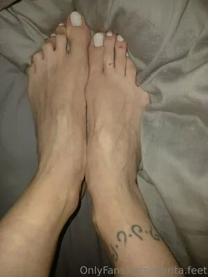 Clarita Feet OnlyFans Leaked Free Thumbnail Picture - #RkGnx6B262