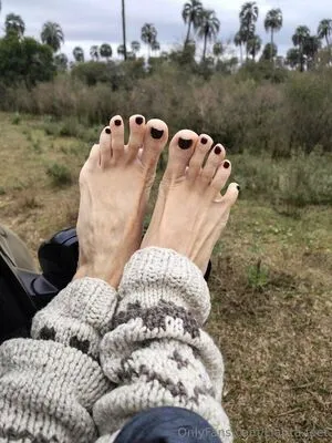 Clarita Feet OnlyFans Leaked Free Thumbnail Picture - #qy1oGB1yUD