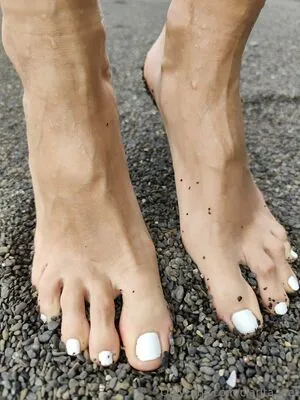 Clarita Feet OnlyFans Leaked Free Thumbnail Picture - #s07SDY2PiY