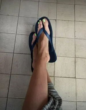 Clarita Feet OnlyFans Leaked Free Thumbnail Picture - #tTZjLmpwhn