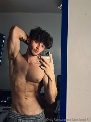 Clark Kent69 OnlyFans Leaked Free Thumbnail Picture - #28JHW1J5Hu