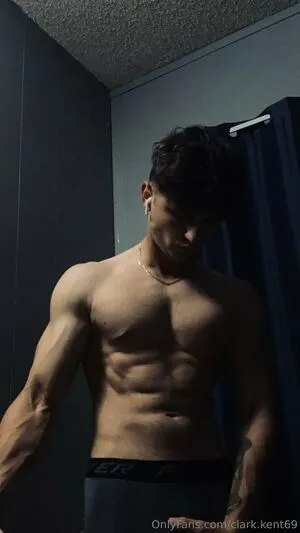 Clark Kent69 OnlyFans Leaked Free Thumbnail Picture - #AaCZbIDXkD