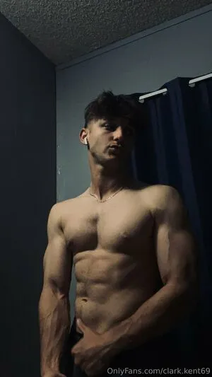 Clark Kent69 OnlyFans Leaked Free Thumbnail Picture - #OfOAUriBKB