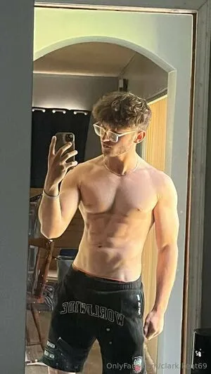 Clark Kent69 OnlyFans Leaked Free Thumbnail Picture - #QqOMnE79z2