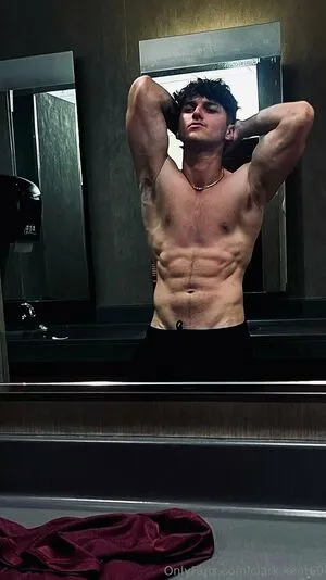 Clark Kent69 OnlyFans Leaked Free Thumbnail Picture - #RI4c1tHo0i