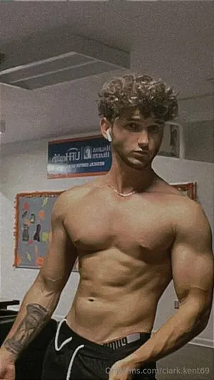 Clark Kent69 OnlyFans Leaked Free Thumbnail Picture - #j7wpfUwGbU
