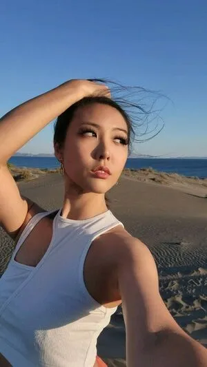 Classic_christinee OnlyFans Leaked Free Thumbnail Picture - #000DxeJjxL