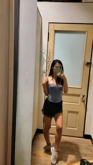 Classic_christinee OnlyFans Leaked Free Thumbnail Picture - #C1onLTKHLQ