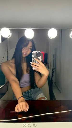 Classic_christinee OnlyFans Leaked Free Thumbnail Picture - #MearftUt7h