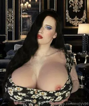 Classy Gothic Witch OnlyFans Leaked Free Thumbnail Picture - #2XPXxcVVQg