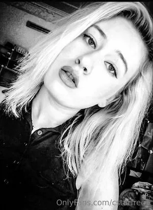 Classy Gothic Witch OnlyFans Leaked Free Thumbnail Picture - #3EkLxNDQE1