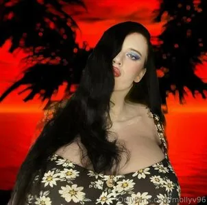 Classy Gothic Witch OnlyFans Leaked Free Thumbnail Picture - #CaXafnexGr