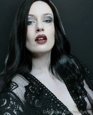 Classy Gothic Witch OnlyFans Leaked Free Thumbnail Picture - #aeQTbd1oQN