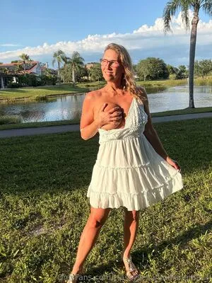 Classysexyfundianemarie OnlyFans Leaked Free Thumbnail Picture - #0FstxBXmrO