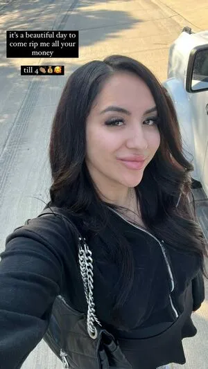 Claudelia Zarate OnlyFans Leaked Free Thumbnail Picture - #s62N3bD7Qx