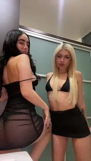 Claudia Ariz OnlyFans Leaked Free Thumbnail Picture - #PMPRGUWVen