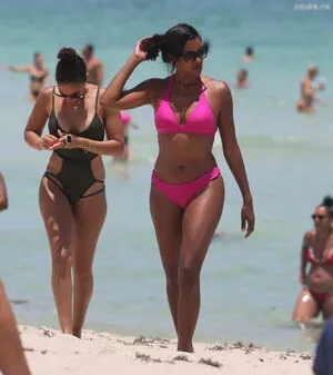Claudia Jordan OnlyFans Leaked Free Thumbnail Picture - #TnYiZBmtoc