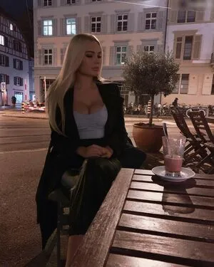 Claudia Markovic OnlyFans Leaked Free Thumbnail Picture - #9TtlVkJmo5