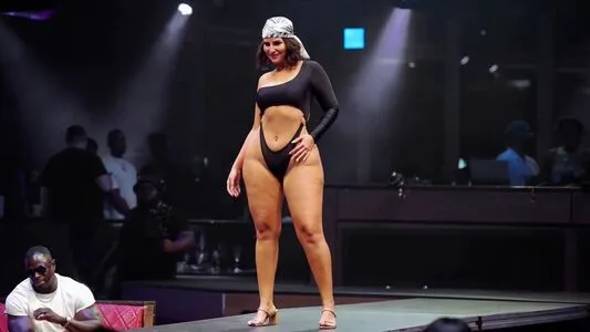 Claudia Martinez OnlyFans Leaked Free Thumbnail Picture - #63uiA6nna8