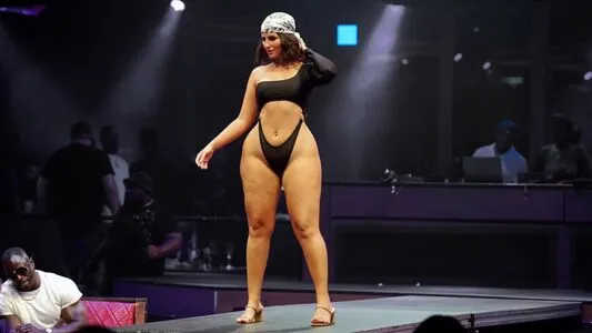 Claudia Martinez OnlyFans Leaked Free Thumbnail Picture - #Er0kC6vR9V