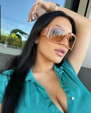 Claudia Penka Milinsky OnlyFans Leaked Free Thumbnail Picture - #YgUxIAeKU8