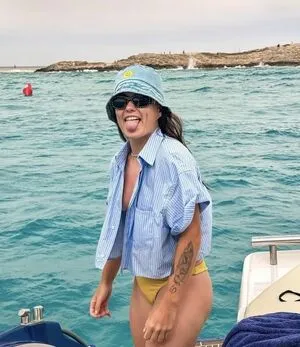 Claudia Pina OnlyFans Leaked Free Thumbnail Picture - #S0fj2jLhJo