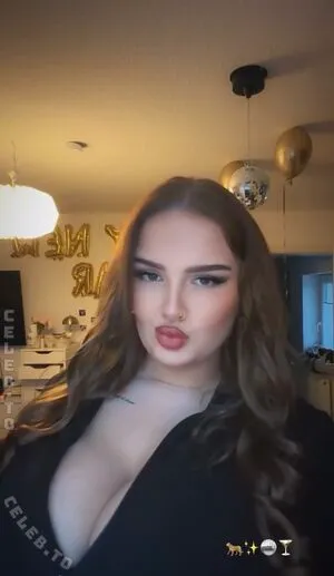 Claudia Ptl OnlyFans Leaked Free Thumbnail Picture - #M8E7ghdLOC