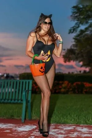 Claudia Romani OnlyFans Leaked Free Thumbnail Picture - #0QVxLDuErZ