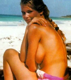 Claudia Schiffer OnlyFans Leaked Free Thumbnail Picture - #Qb84IsicbA
