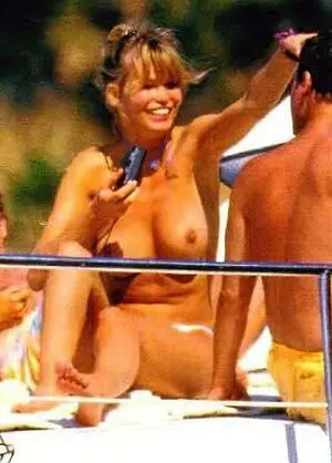 Claudia Schiffer OnlyFans Leaked Free Thumbnail Picture - #Umy3lYm47V